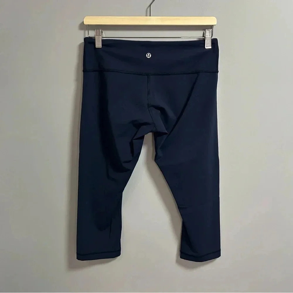 Lululemon  Crops - Picture 2 of 4
